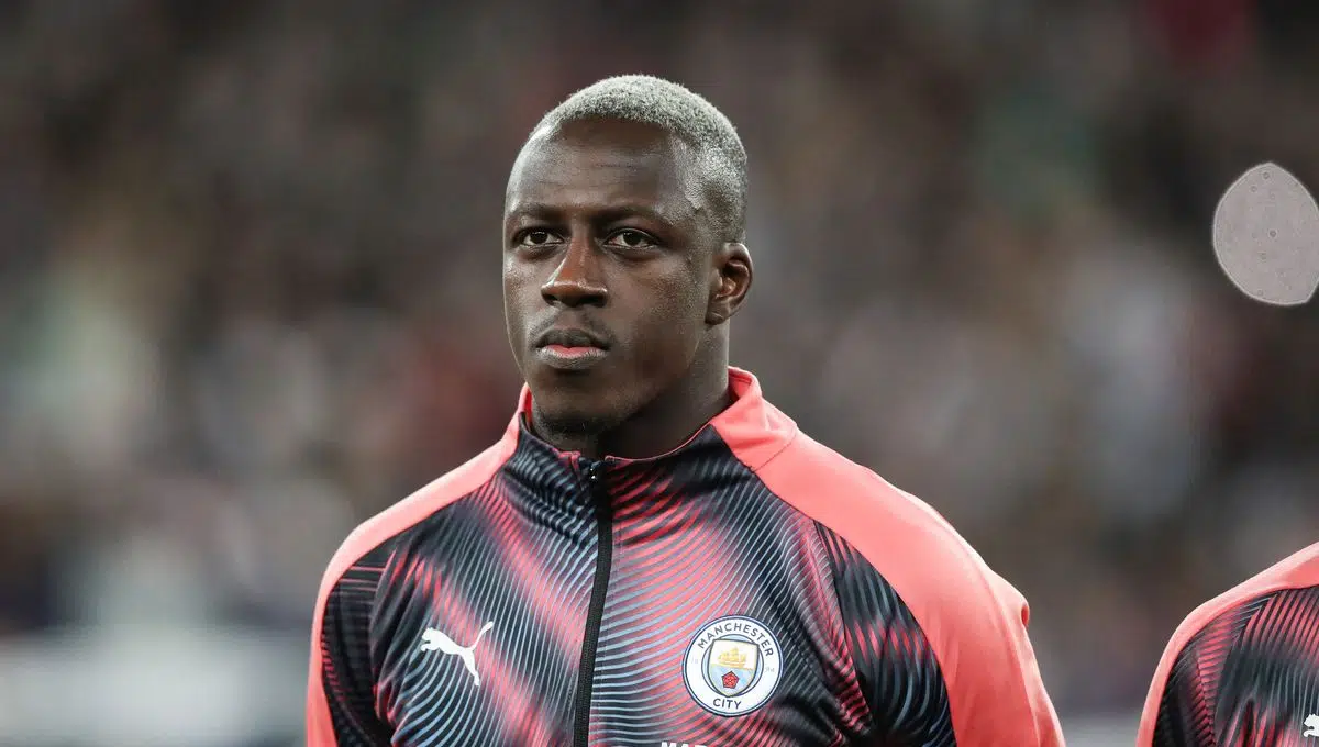 Mendy footballeur international français et défenseur latéral gauche avec Manchester City